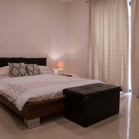 Tigne Seafront Apartment Sliema Luaran gambar